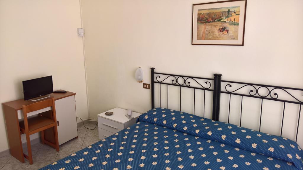 Albergo Golfo Follonica Εξωτερικό φωτογραφία